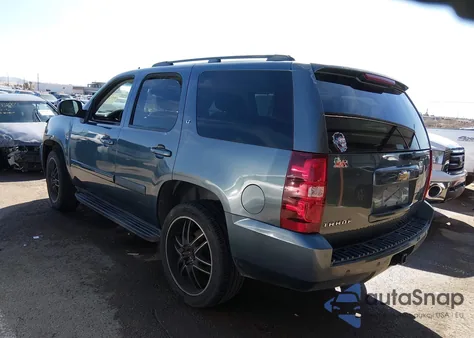 2008 Chevrolet Tahoe Lt z USA, uszkodzony, nr VIN 1GNFC13058R114044
